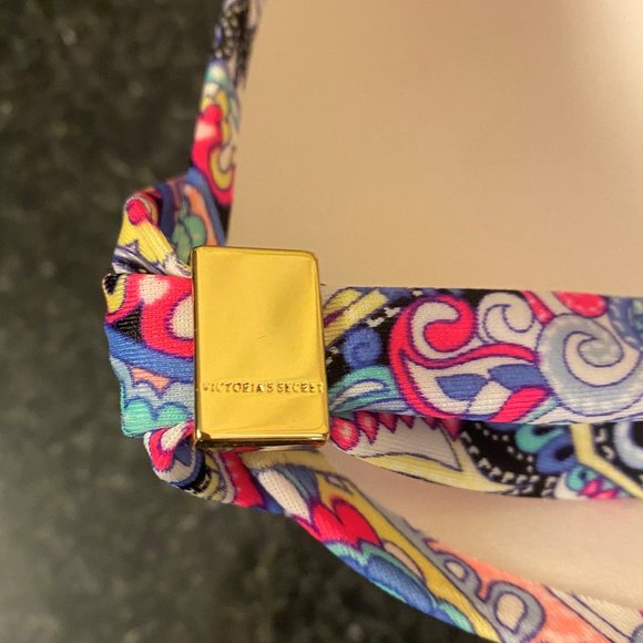 Victoria's Secret Paisley Swim Top - Picture 3 of 14